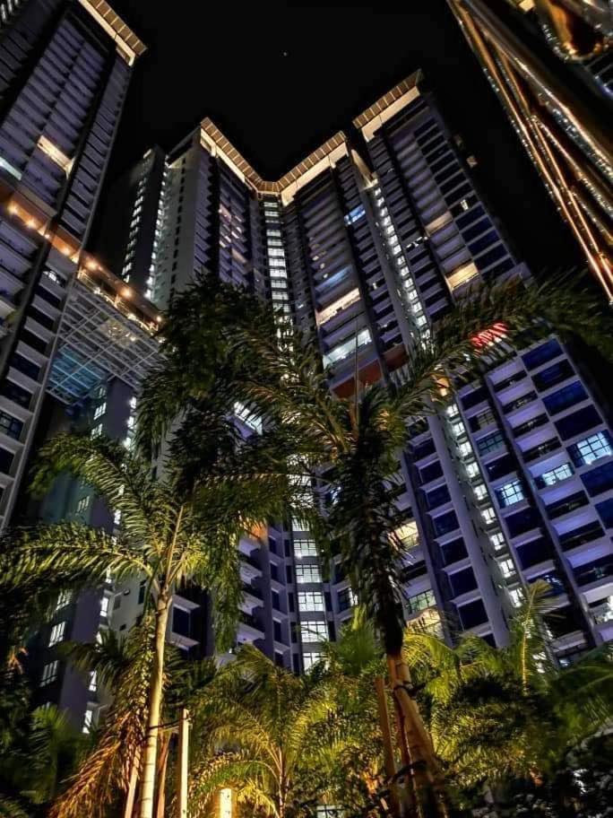Atlantis Apple Home Melaka Townarea Eksteriør billede
